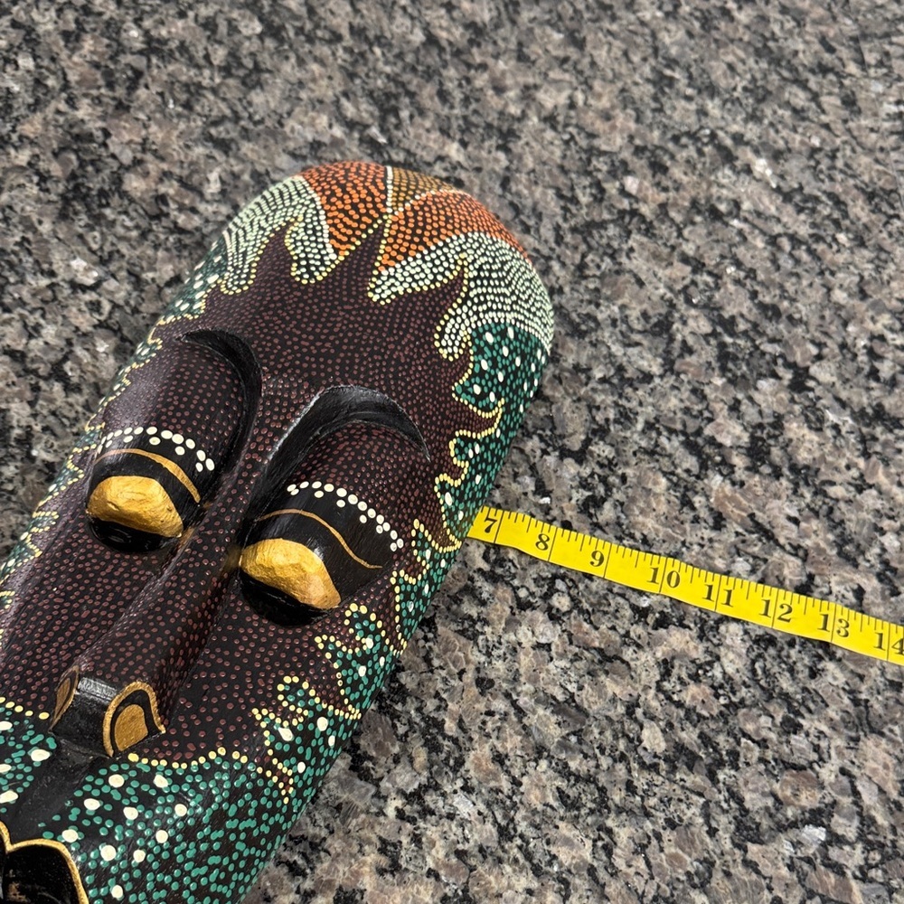 Hand Crafted Vibrant wooden carved Mask Sculpture - Black, Green, Orange - Picture 13 of 14